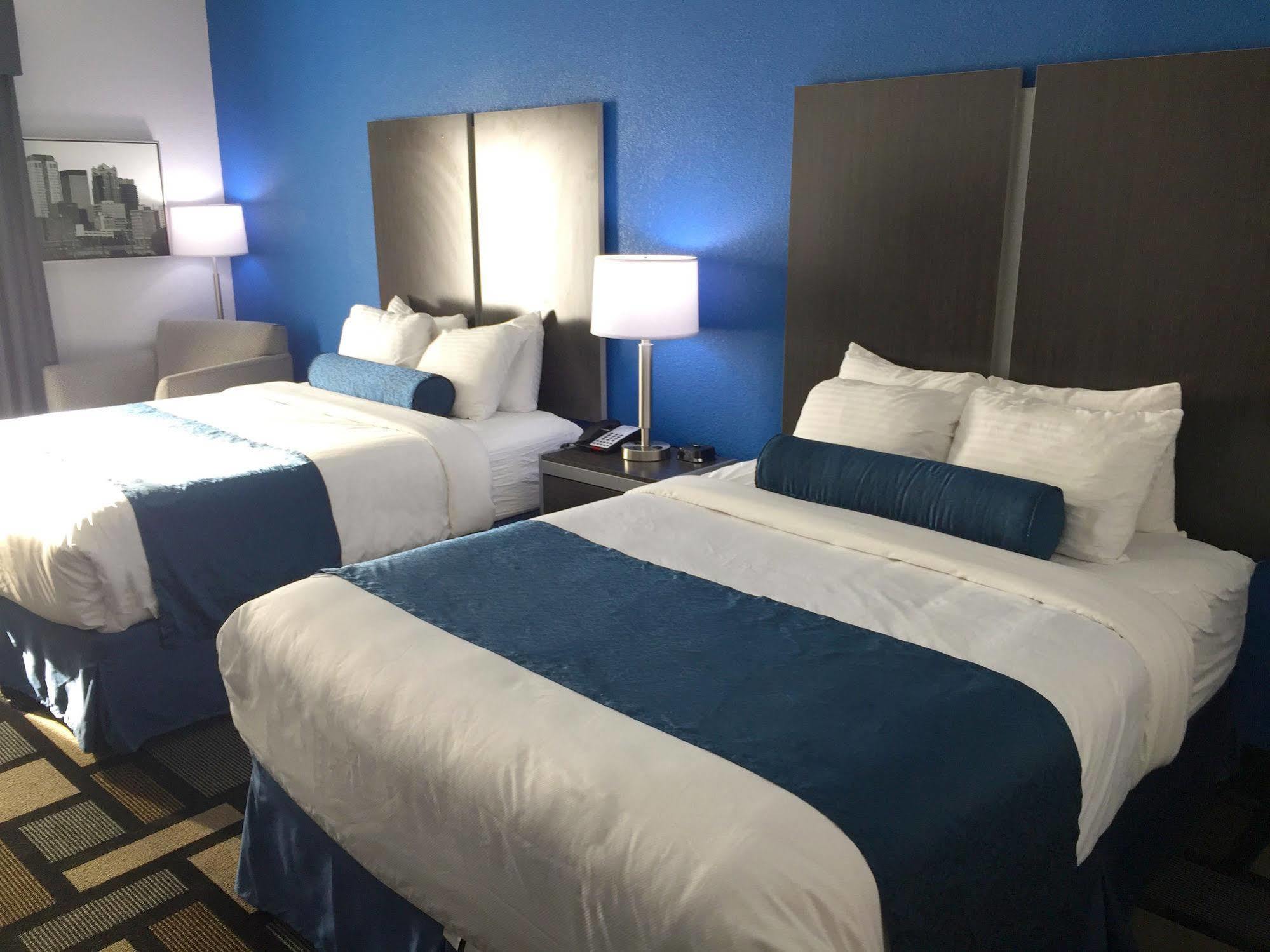 Best Western Plus Birmingham Inn & Suites Eksteriør billede